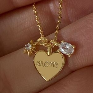 Gold Heart 'Mom' Pendant Necklace